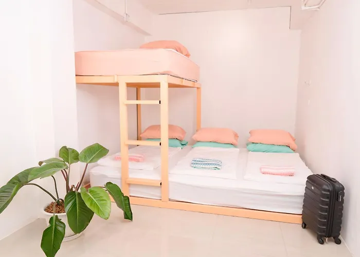 Easy Sunday Khaosan Hotel