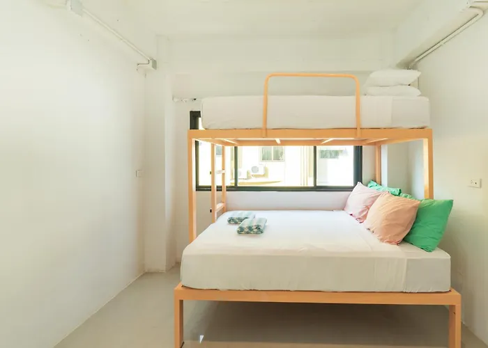 Hotel Easy Sunday Khaosan