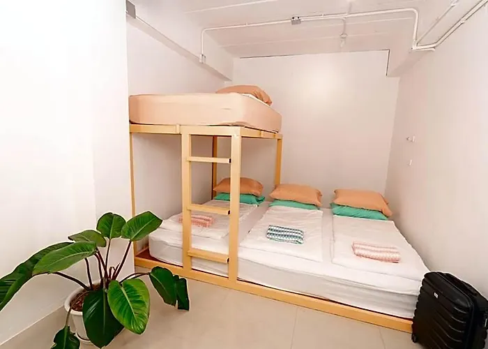 Hotel Easy Sunday Khaosan